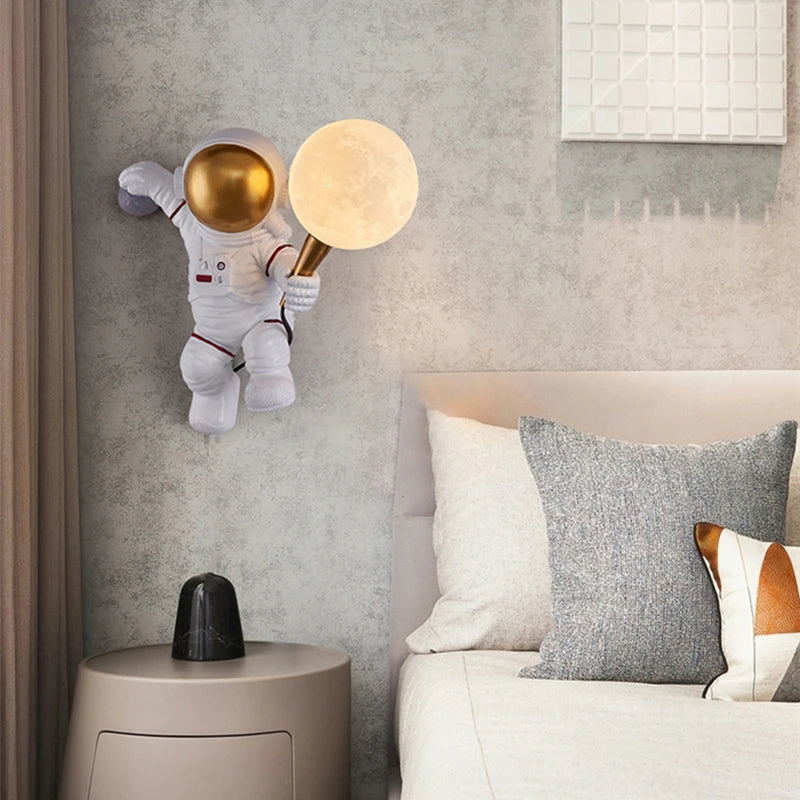 Astronaut moon wall lamp